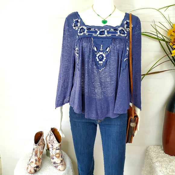 Free People Tops - Free People pretty embroidered detail top